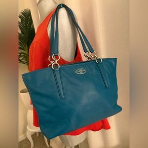 Coach Chicago Ellis Tote Blue Teal Pebbled SOFT Leather Large Zip Shoulder Bag